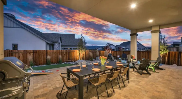 Luxe 1 Level Home, Book Hotel Carson City Nevada