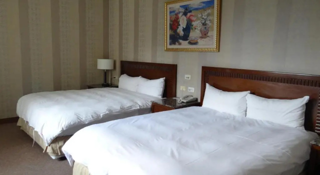 Трёхместный номер Standard Wuzhou Hotel