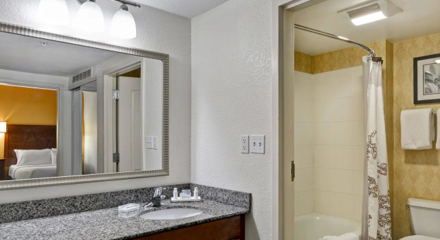 Двухместный люкс c 1 комнатой Residence Inn by Marriott Morgantown Medical Center Area