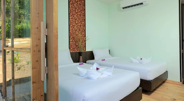 Phi Phi Sea Sky Resort