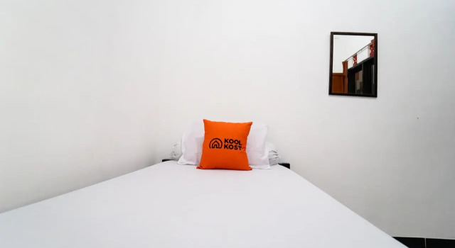 Номер Standard Koolkost Syariah near MRT Lebak Bulus Station