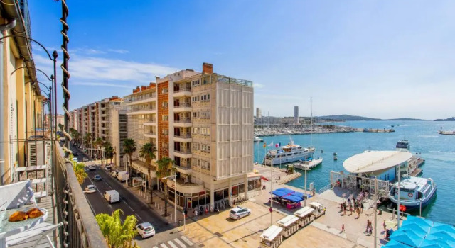 Enchanting 2 bedroom with sea view and AC - Dodo et Tartine, Забронировать Апартаменты/квартира Тулон Var coast, рядом с Тулонский пляж