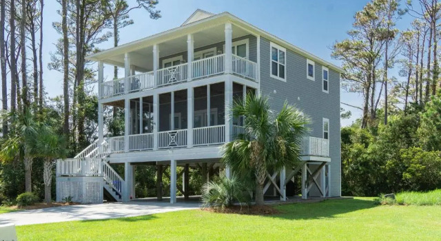 Southern Charm by Oak Island Accommodations