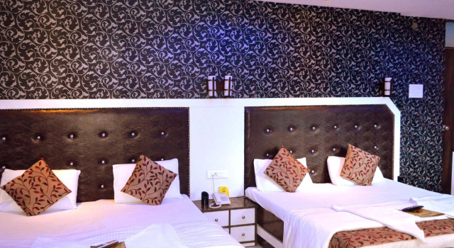 Hotel Akash Continental, Rezervovat Hotel Rišikéš Uttarakhand