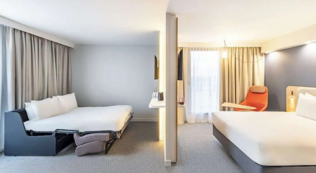 Holiday Inn Express Paris - Poissy by IHG, Book Hotel Poissy Yvelines