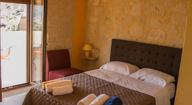Вилла с 3 комнатами Uphoria Stone Villas