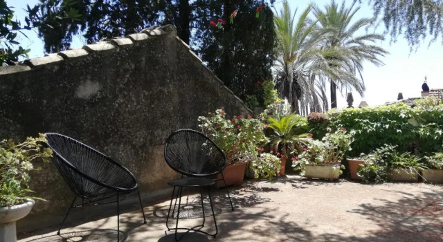 B&B San Gregorio SINNAI, Забронировать Отель «постель и завтрак» Отели Синнаи с парковкой, Парковка