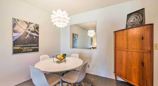 Palm Springs Retreat w/ Pool Access & Valley Views, Забронировать Отель Палм-Спрингс Coachella Valley, рядом с Loehmanns Plaza Shopping Center