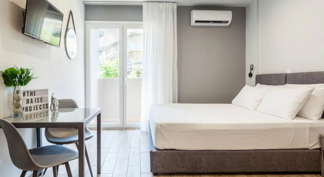 Студия с балконом Raise Heraklion Boutique Apartments