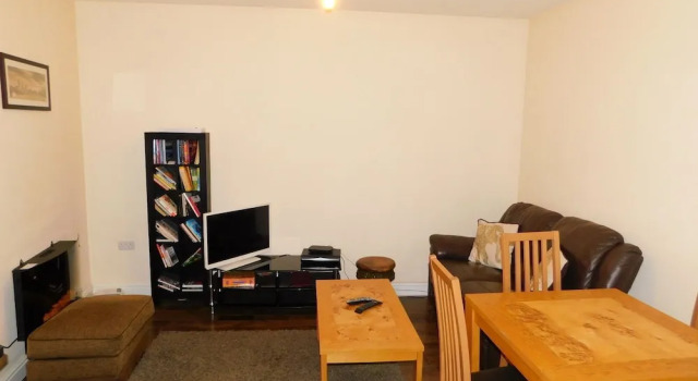 Furnace Hill Cozy City Apartment