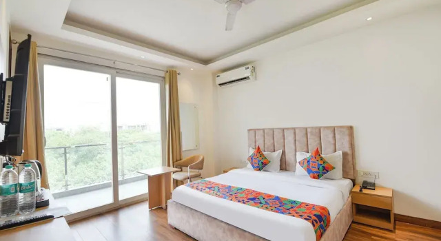 Номер Premium FabHotel The Prime Land - Huda City Centre Metro