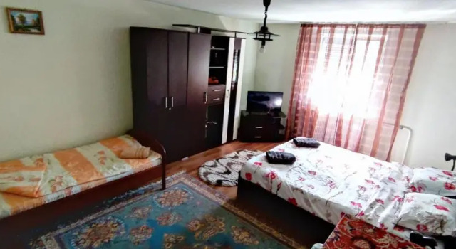Podgoria Guesthouse- Camere de închiriat, Забронировать Отель Орадя Бихор