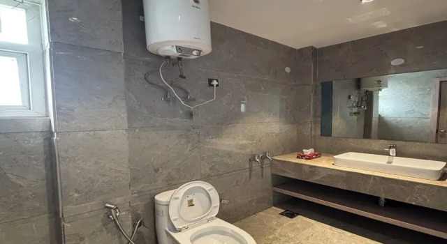 Студия Housr Golf Course Road Phase 1 Metro