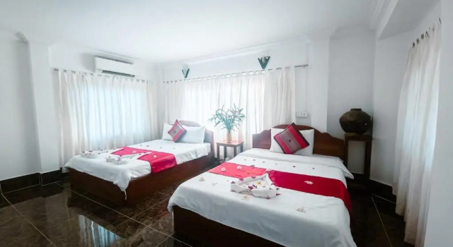 Kep Villa Hill Guest House 1, Boek Pension Hotels in Kep Province met parkeren, Parkeren