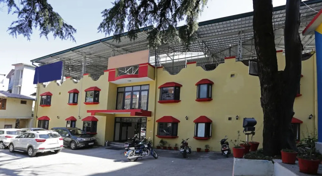 OYO 7211 Hotel Mussoorie Club