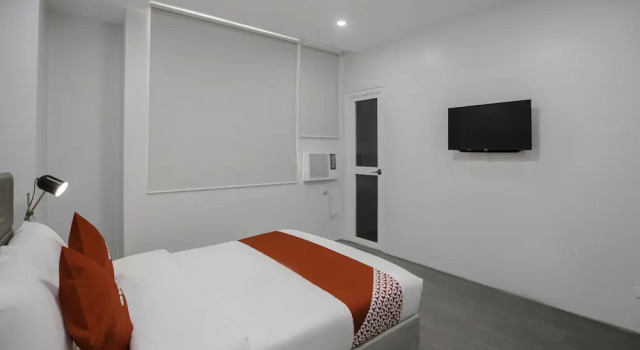 OYO 726 Sanchez Hotel, Забронировать Отель Манила 