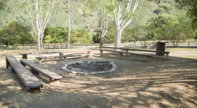 Catalina Island Campgrounds, Забронировать Кемпинг Авалон Channel Islands of California, рядом с Wrigley Memorial and Botanic Garden