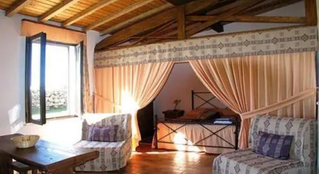 Funghi 1, Book Hotel Hotels in Pitigliano with a Pool, Swimming Pool