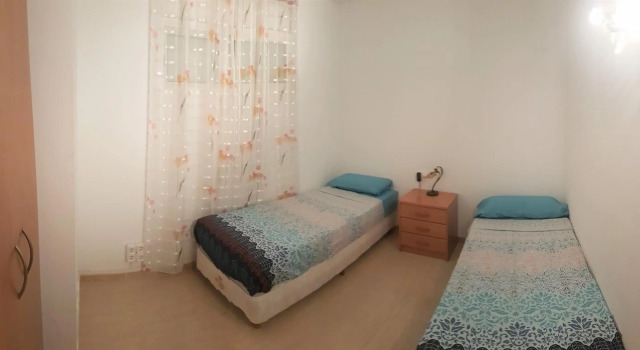 Magnífico apartamento junto al canal principal.