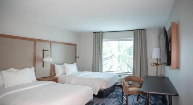 Четырёхместный номер Standard Fairfield Inn & Suites by Marriott Kingsport