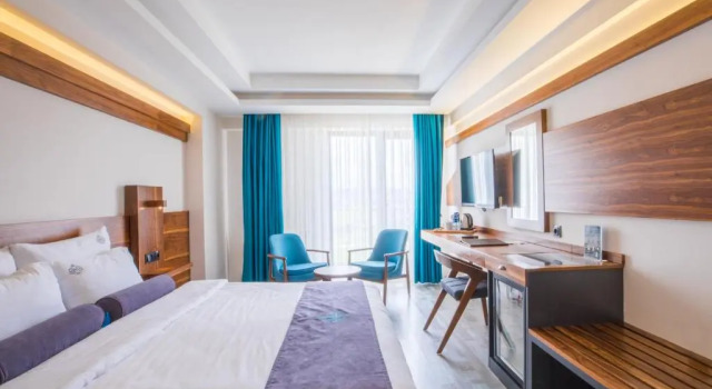 Двухместный номер Standard Karpalas City Hotel & Spa