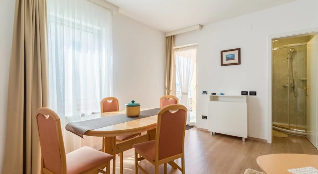 Apartment Fiorido Brown a2, Reserva ahora Apartamento Hoteles en Pula con aparcamiento, Aparcamiento