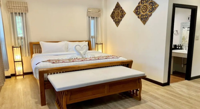 Семейная вилла Na Mantra Resort SHA