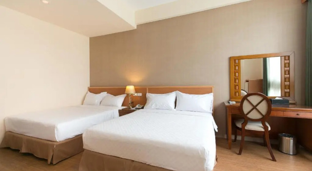 Четырёхместный номер Standard Hotel Lohas