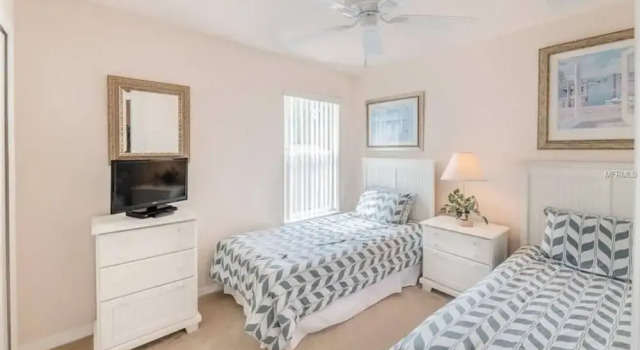 Book Now! Disney and Theme Parks Days, Poolside Family Villa Awaits!