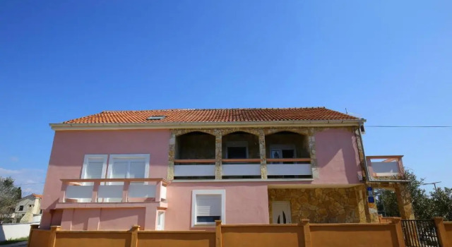 Apartments Vrkic, Забронировать Апартаменты/квартира Отели Zadar Islands с бассейном, Бассейн