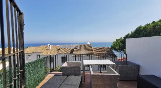 Апартаменты Doña lola Elena - Nice duplex apartment with sea views close to beach