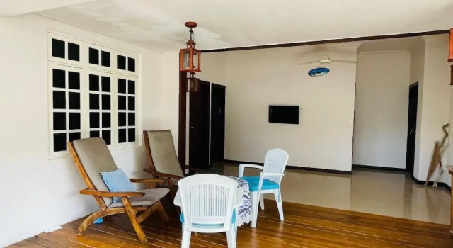 Orimas Retreat, Rezerwuj Hotel Thulusdhoo 