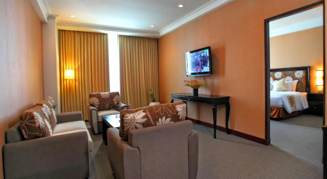 Люкс Ambassador Hotel Menara Bahtera