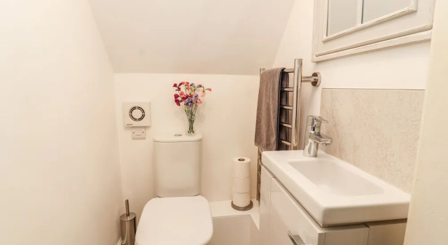 Коттедж Dee Heights Penthouse