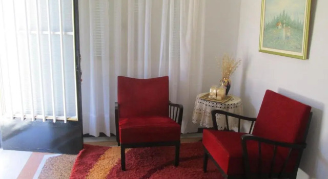 Ellie's House, Book Hotel Tríkala Thessalia