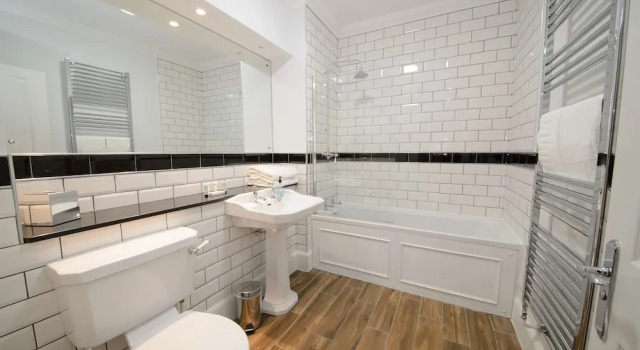 Апартаменты Grand Цокольный этаж Ardconnel Court Apartments