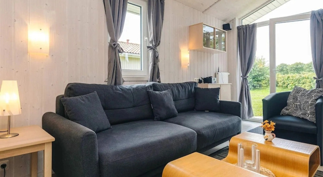 4 Star Holiday Home in Friedrichkoog