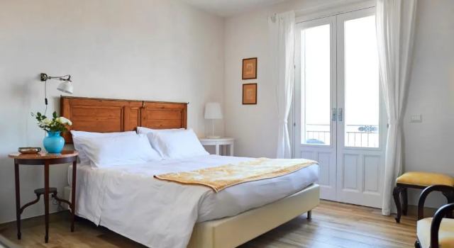 Люкс Deluxe Santina Suites