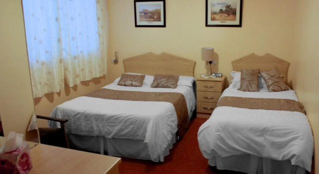 Blackrock Carole Ville Guesthouse, Book Hotel Cork County Cork