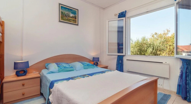 Awesome Apartment in Supetar With 2 Bedrooms and Wifi, Prenota Appartamento San Pietro di Brazza 