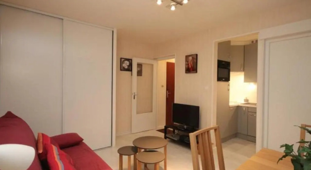 Appartement Mont-Dore, 2 pièces, 4 personnes - FR-1-608-189, Prenota Appartamento Hotel a Alvernia con parcheggio, Parcheggio