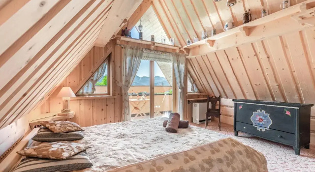 Domek w Roztokach z widokiem na Tatry z sauną, Book Hotel Hotels in Tatras with Parking, Parking