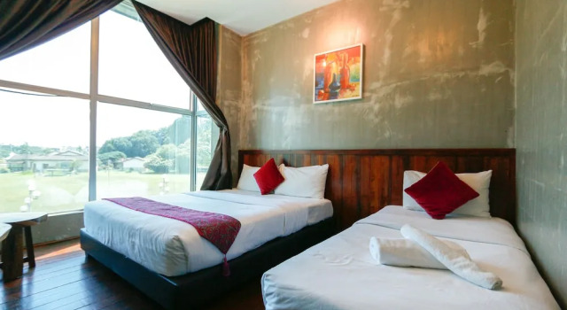 Трёхместный номер Superior Anggun Hotel