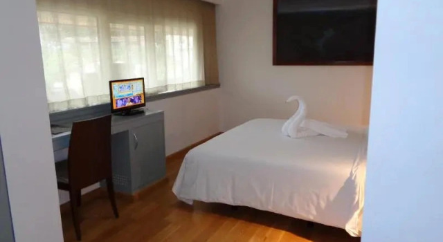 Двухместный номер Standard с балконом Hotel Villa De Betanzos