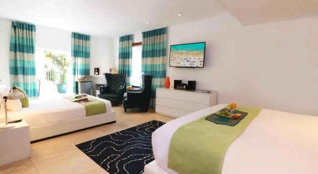 Люкс Family Chesterfield Hotel & Suites