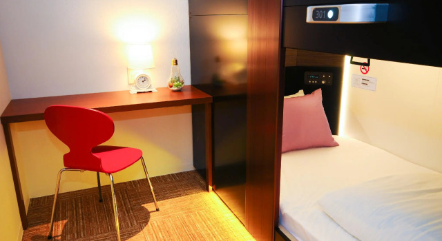 Кровать в общем номере (женский номер) Spa&Capsule Hotel Grandpark Inn Kitasenju