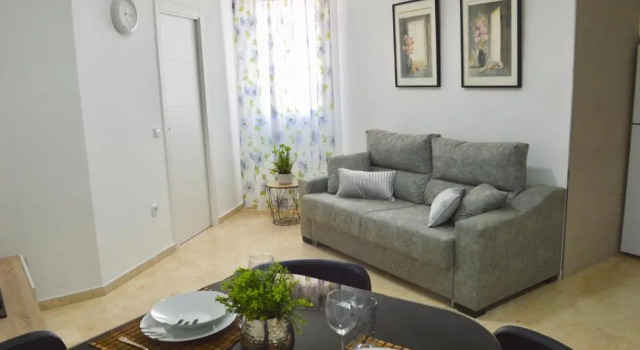 Апартаменты Apartamento Adriana. Céntrico, a 50m de la playa.