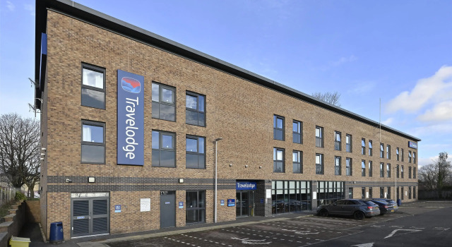 Travelodge Stirling City Centre, Забронировать Отель Отели Центральной Шотландии с парковкой, Парковка