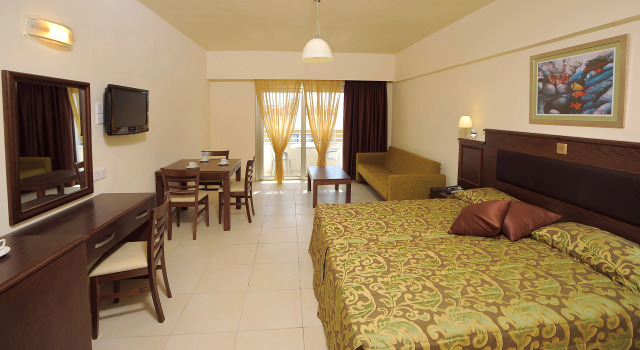 Euronapa Hotel
