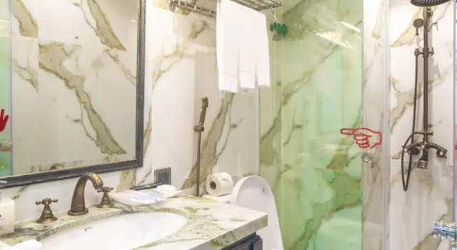 Семейный номер Deluxe с балконом Athena Hotel Quy Nhơn